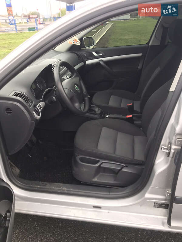 Универсал Skoda Octavia 2006 в Гайвороне