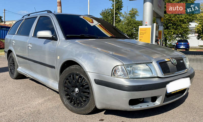 Універсал Skoda Octavia 2000 в Ужгороді