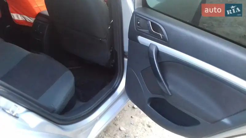 Skoda Octavia 2011 VIN TMBHT61Z8B2093920 фото оголошення 34 з 73