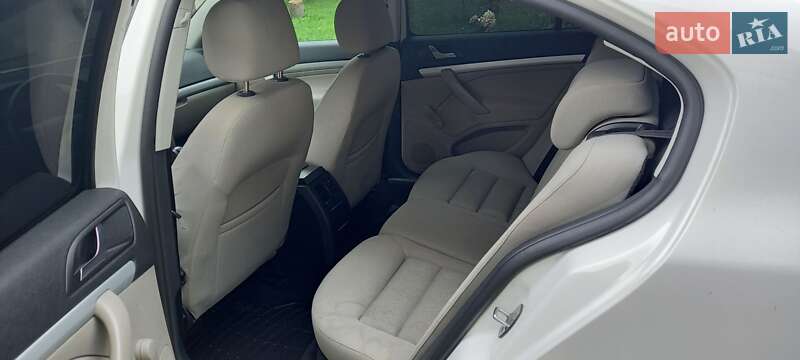 Лифтбек Skoda Octavia 2006 в Яремче