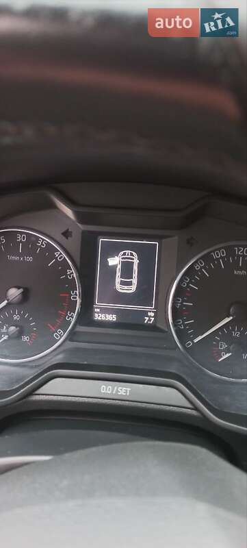 Универсал Skoda Octavia 2016 в Черкассах