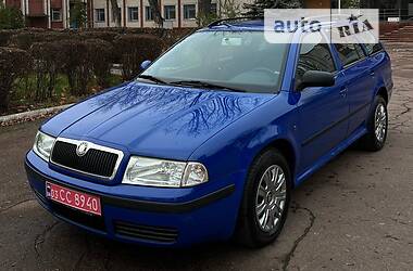 Универсал Skoda Octavia 2009 в Чернигове