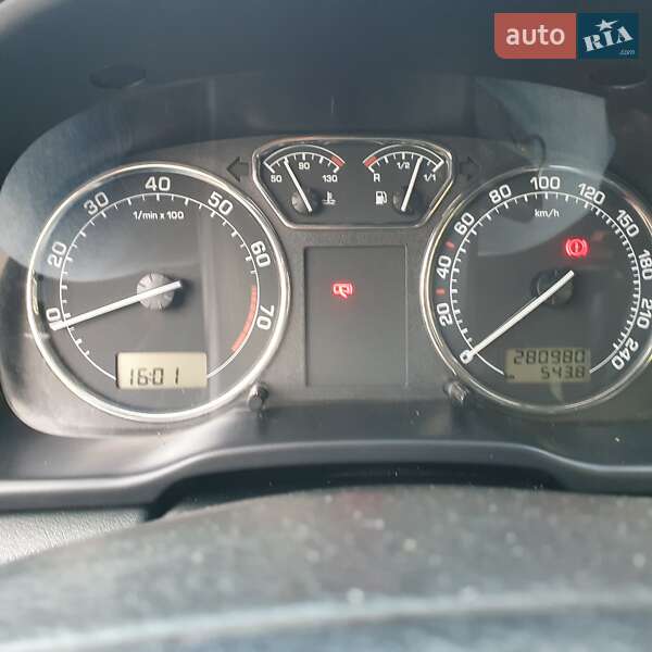 Ліфтбек Skoda Octavia 2003 в Ужгороді