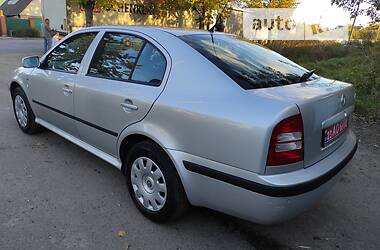 Лифтбек Skoda Octavia 2003 в Чернигове