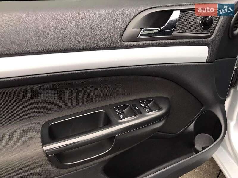 Універсал Skoda Octavia 2010 в Хусті