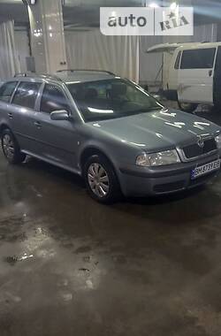 Универсал Skoda Octavia 2003 в Сумах