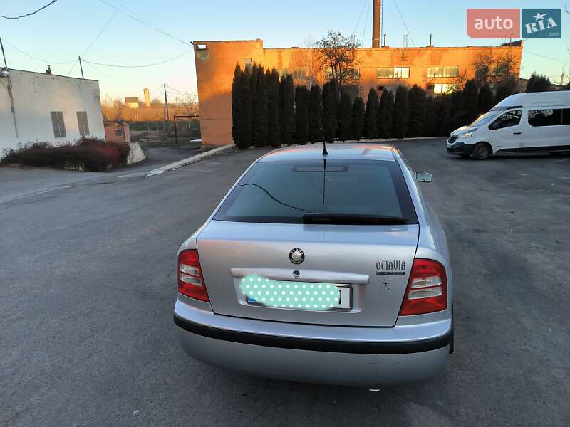 Ліфтбек Skoda Octavia 2007 в Умані