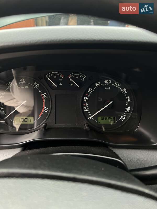 Ліфтбек Skoda Octavia 2002 в Вінниці