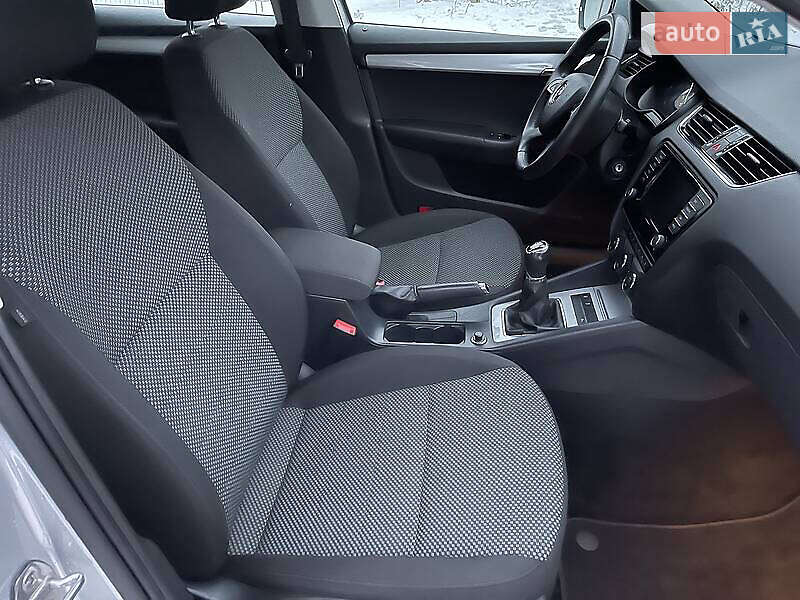 Универсал Skoda Octavia 2016 в Ровно фото 5 Универсал Skoda Octavia 2016 в Ровно