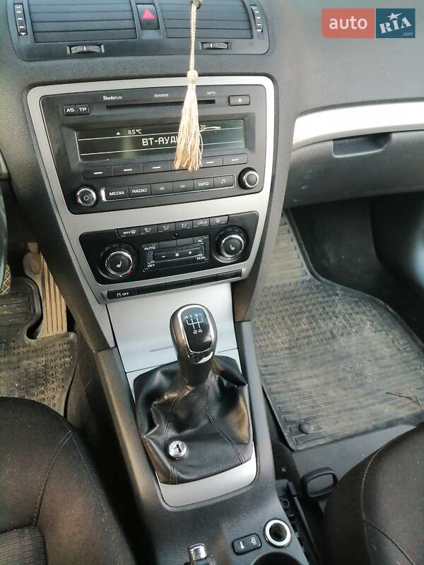 Лифтбек Skoda Octavia 2011 в Ужгороде