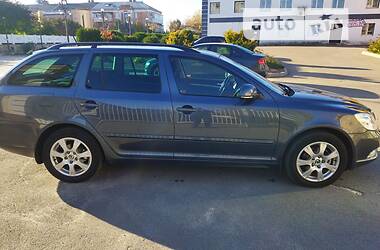 Универсал Skoda Octavia 2010 в 