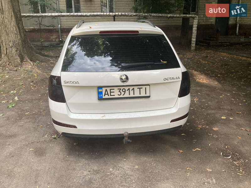 Универсал Skoda Octavia 2016 в Днепре