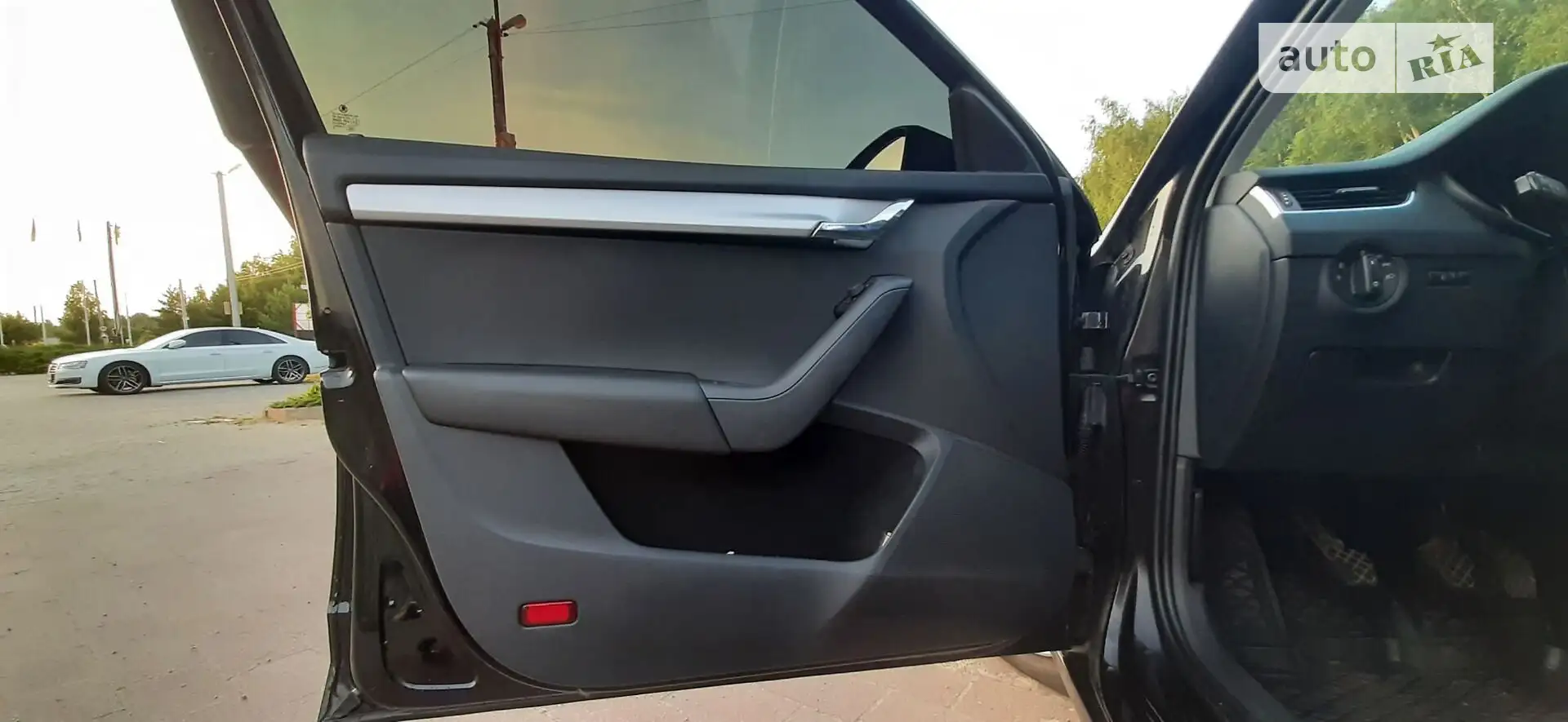 2015 Skoda Octavia - мініатюра 12