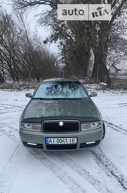 Лифтбек Skoda Octavia 2002 в Киеве