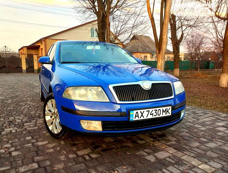 Лифтбек Skoda Octavia 2005 в Ахтырке