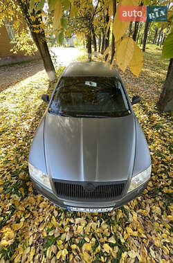 Лифтбек Skoda Octavia 2008 в 
