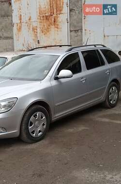 Универсал Skoda Octavia 2013 в Калуше