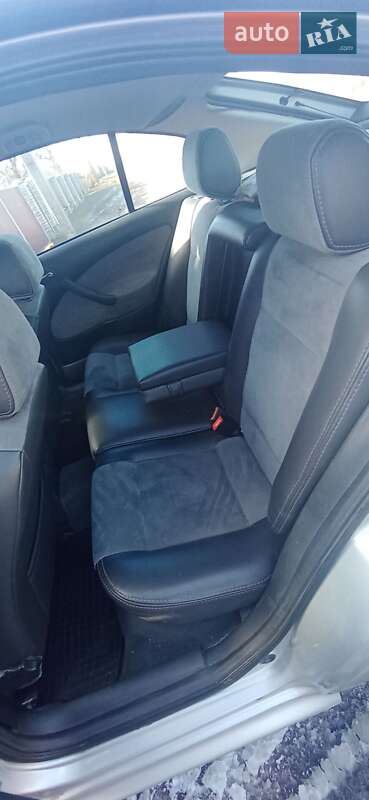 Ліфтбек Skoda Octavia 2003 в Білій Церкві