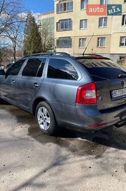 Универсал Skoda Octavia 2010 в Львове