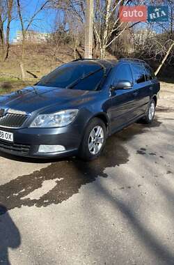 Универсал Skoda Octavia 2010 в Львове