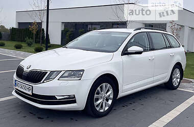 Универсал Skoda Octavia 2018 в Иршаве