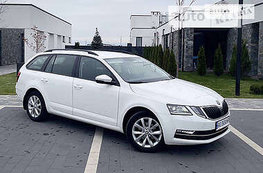 Универсал Skoda Octavia 2018 в Иршаве