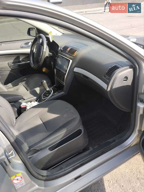 Ліфтбек Skoda Octavia 2007 в Дніпрі