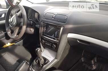Універсал Skoda Octavia 2010 в Луцьку