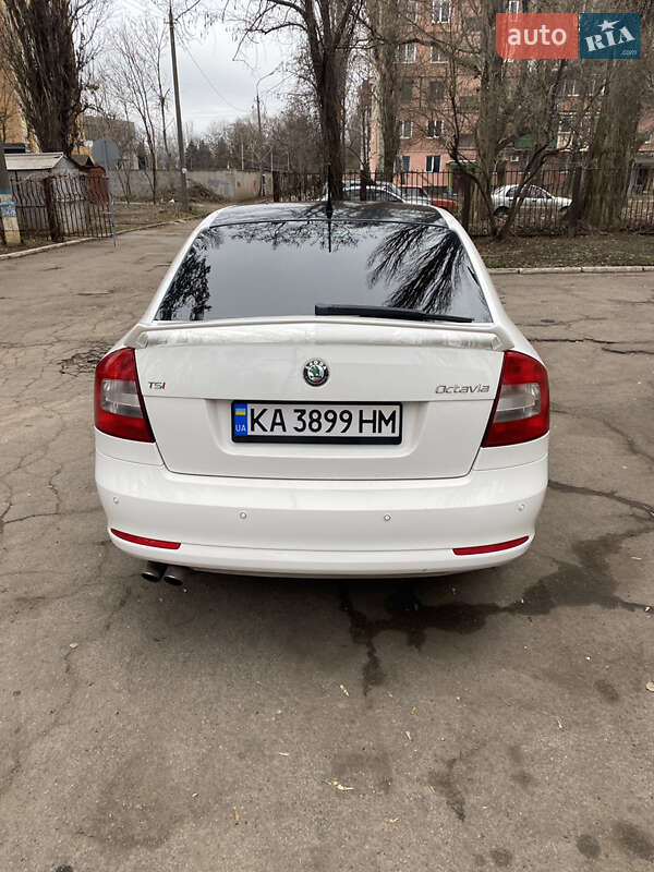 Лифтбек Skoda Octavia 2011 в Кривом Роге