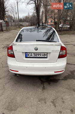 Лифтбек Skoda Octavia 2011 в 