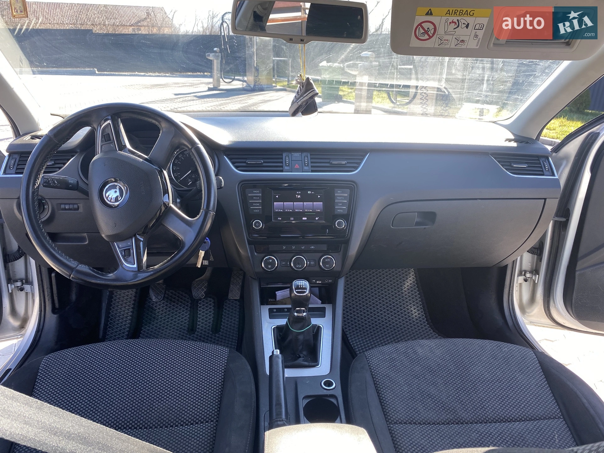 2015 Skoda Octavia - мініатюра 16