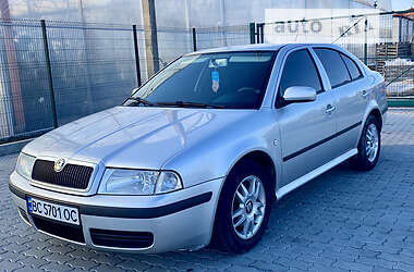 Лифтбек Skoda Octavia 2005 в 