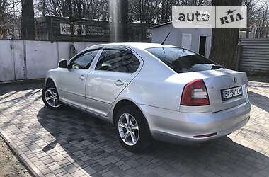 Лифтбек Skoda Octavia 2010 в Кропивницком