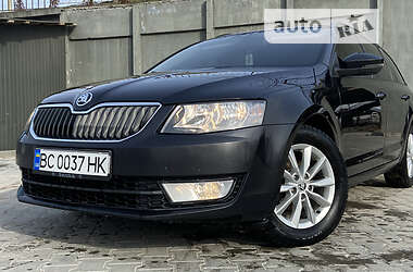 Универсал Skoda Octavia 2015 в Дрогобыче