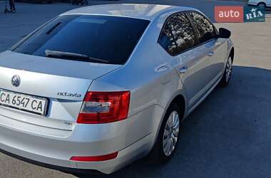 Лифтбек Skoda Octavia 2013 в Черкассах