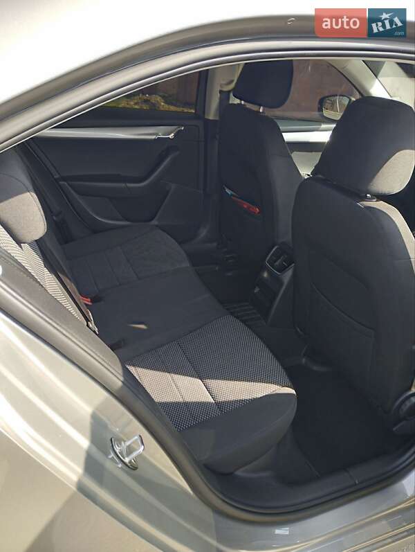 Лифтбек Skoda Octavia 2017 в Вольнянске фото 10 Лифтбек Skoda Octavia 2017 в Вольнянске