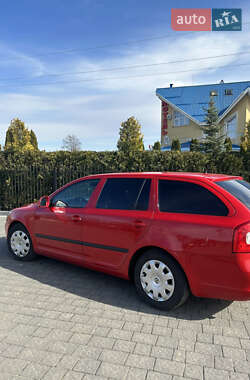 Універсал Skoda Octavia 2013 в Долині