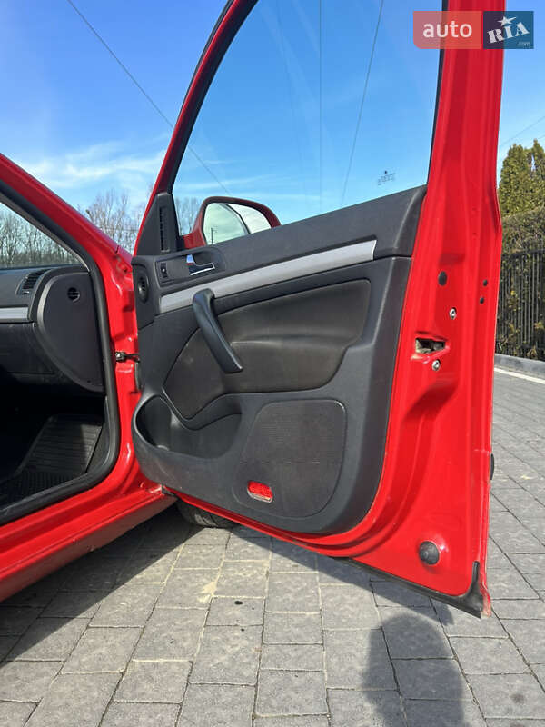 Універсал Skoda Octavia 2013 в Долині