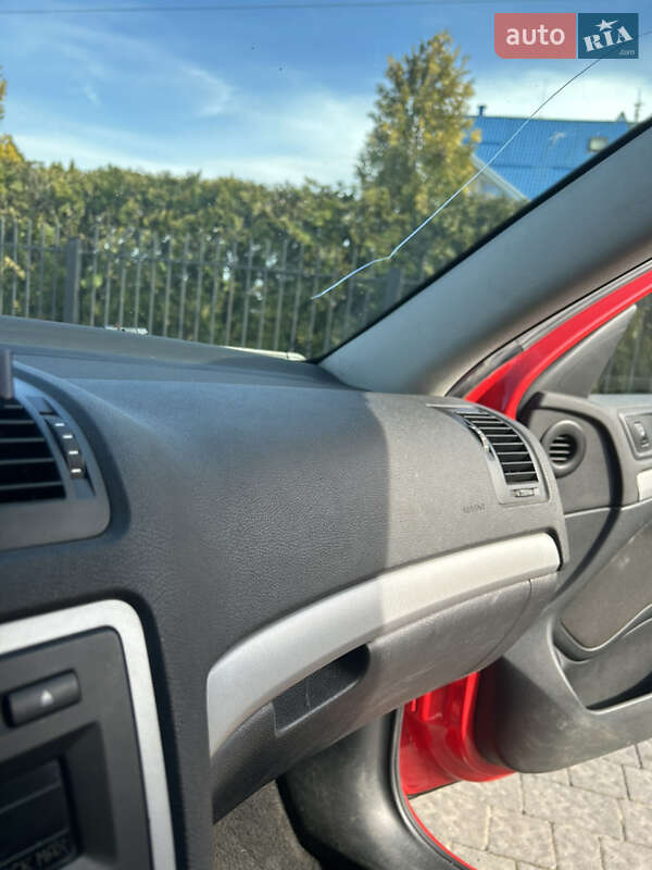 Універсал Skoda Octavia 2013 в Долині