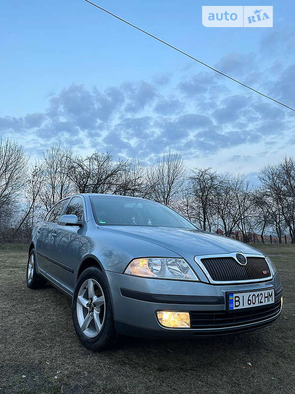 Лифтбек Skoda Octavia 2005 в Зенькове