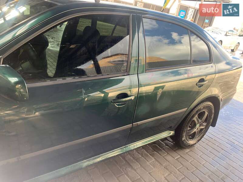 Ліфтбек Skoda Octavia 2003 в Тернополі