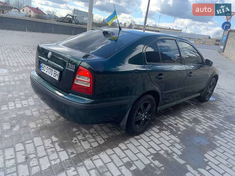Ліфтбек Skoda Octavia 2003 в Тернополі