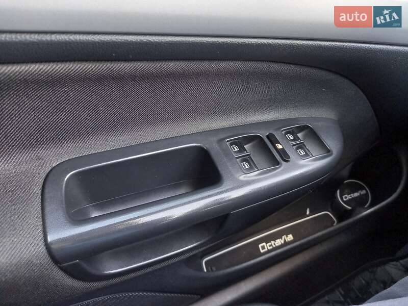 Універсал Skoda Octavia 2012 в Тернополі