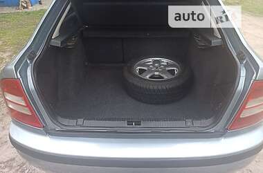 Лифтбек Skoda Octavia 2005 в Прилуках