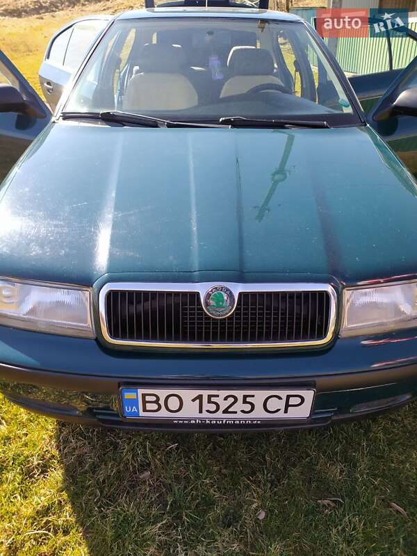 Лифтбек Skoda Octavia 1999 в Бучаче