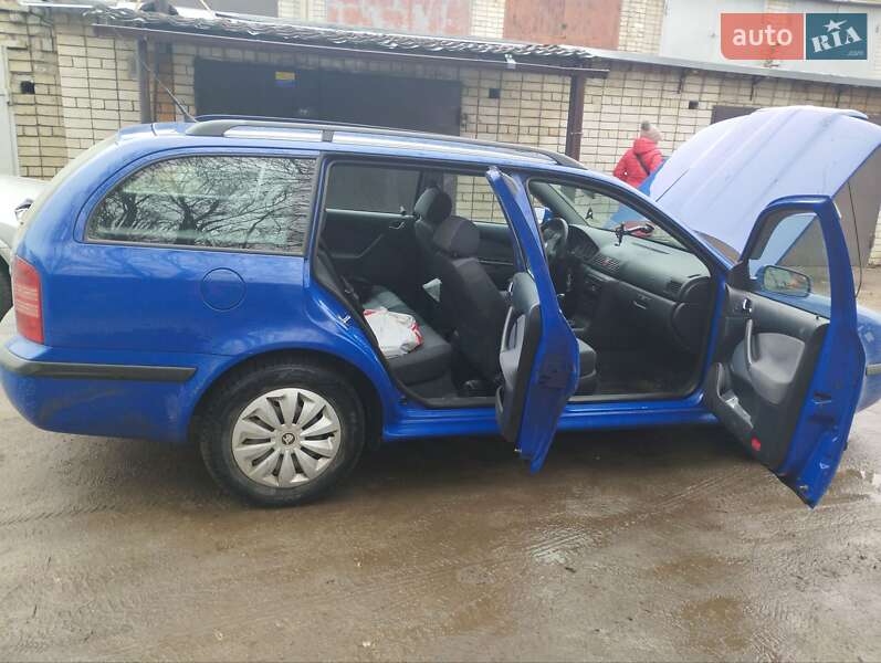 Универсал Skoda Octavia 2002 в Днепре