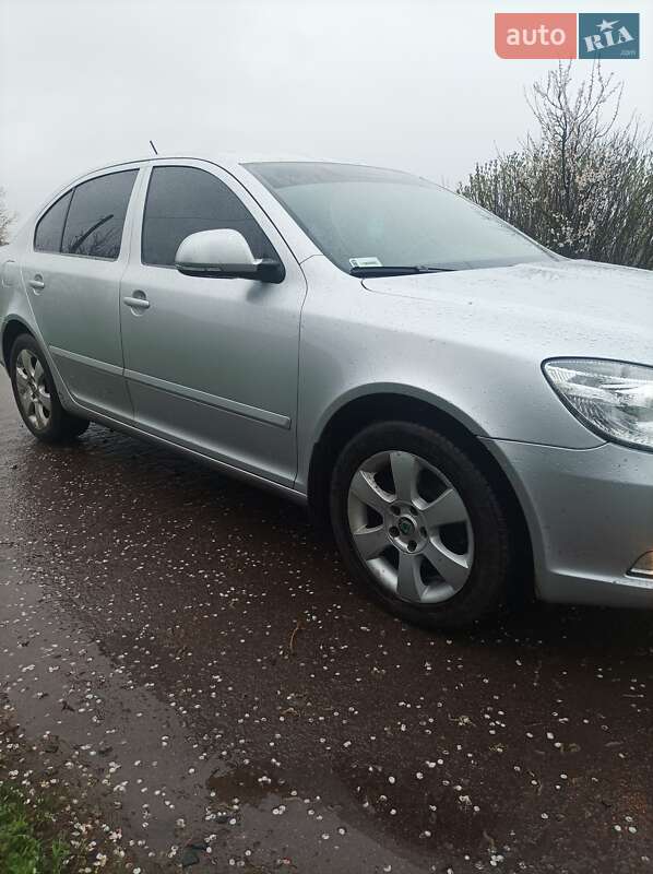 Лифтбек Skoda Octavia 2012 в Полтаве фото 3 Лифтбек Skoda Octavia 2012 в Полтаве