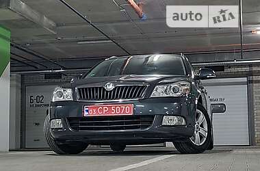 Універсал Skoda Octavia 2010 в 