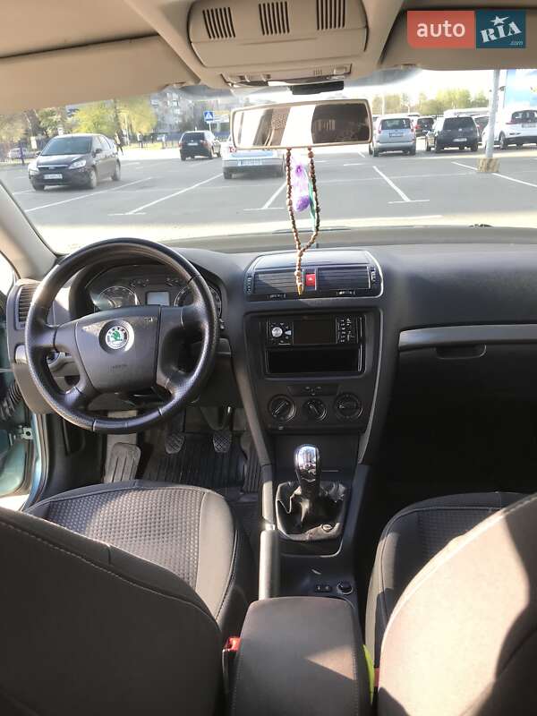 Лифтбек Skoda Octavia 2005 в Сокале