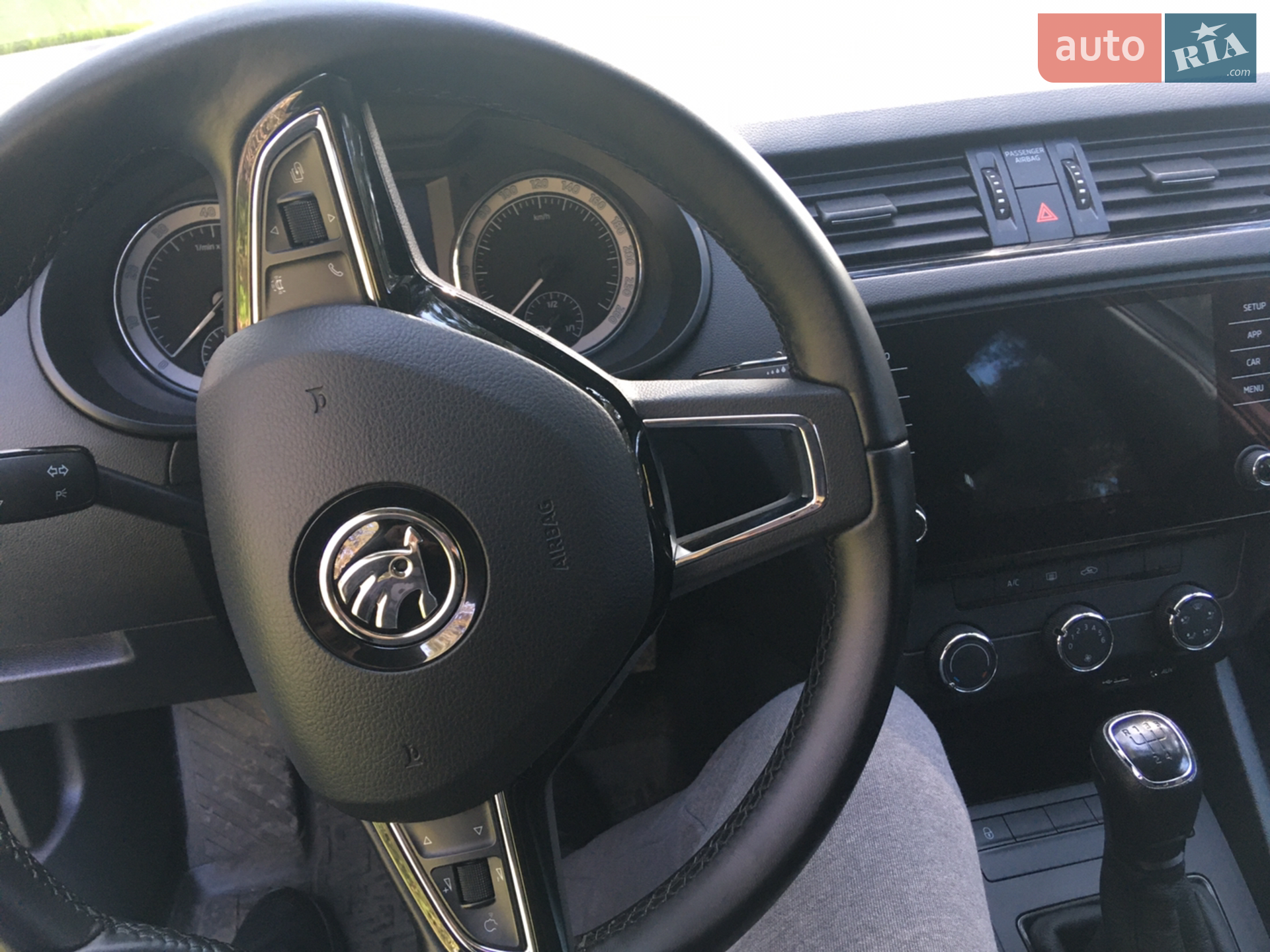 2017 Skoda Octavia - мініатюра 6
